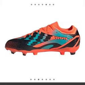 Adidas Youth Messi Speedportal soccer cleats size 3.5. NWOT.